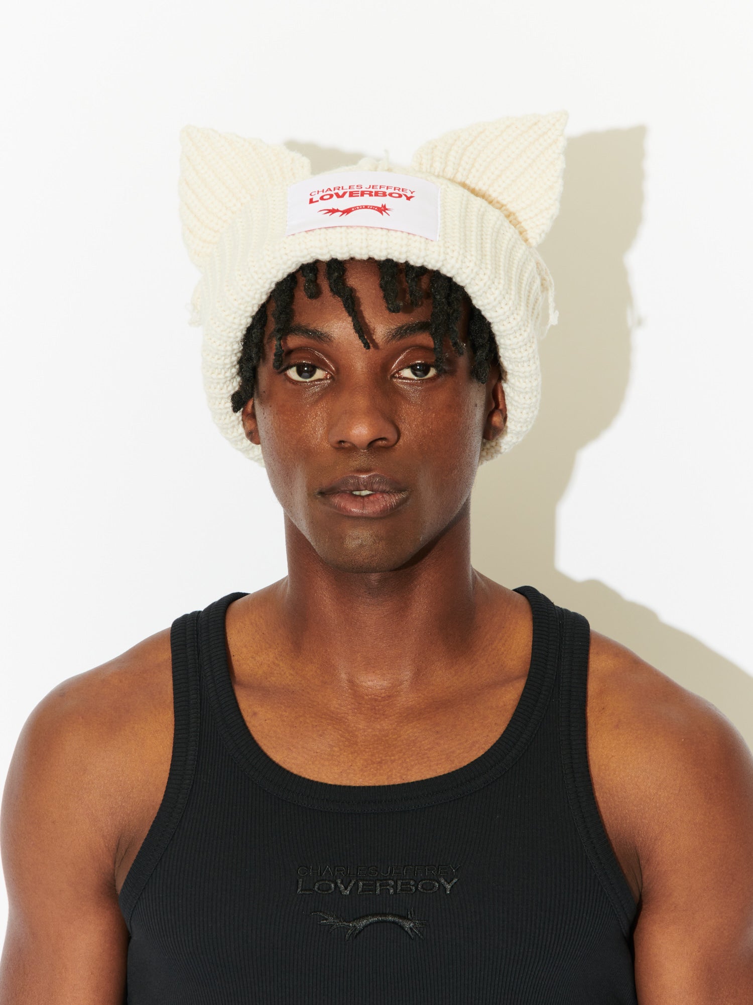 ラバーボーイ　CHUNKY EARS BEANIE / ECRU Charles Jeffrey LOVERBOY Chunky Ears Beanie in Ecru | FWRD