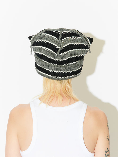 CHUNKY EARS BEANIE EXCLUSIVE in ECRU AND BLACK