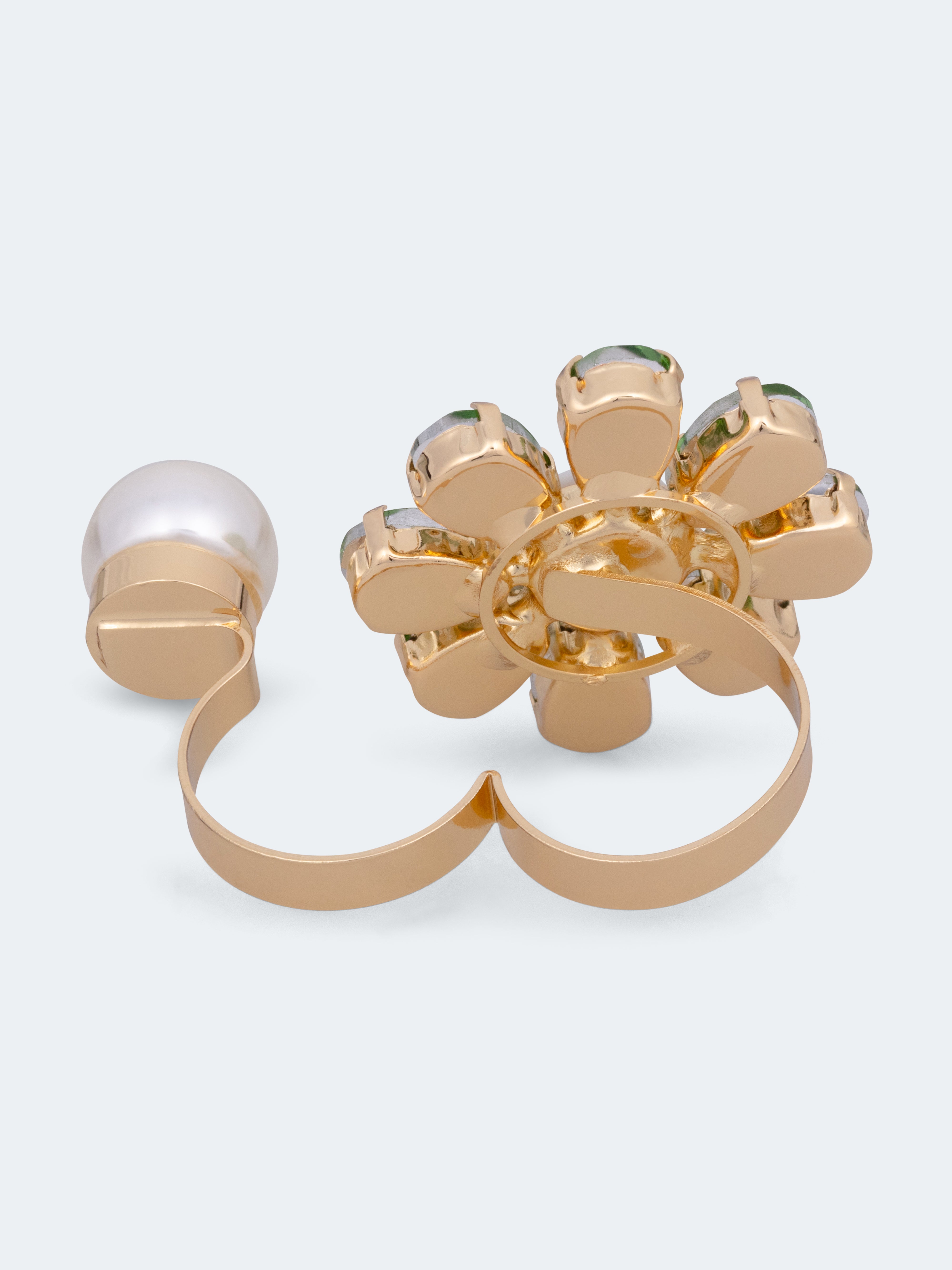 CRAZY DAIZY PEARL RING