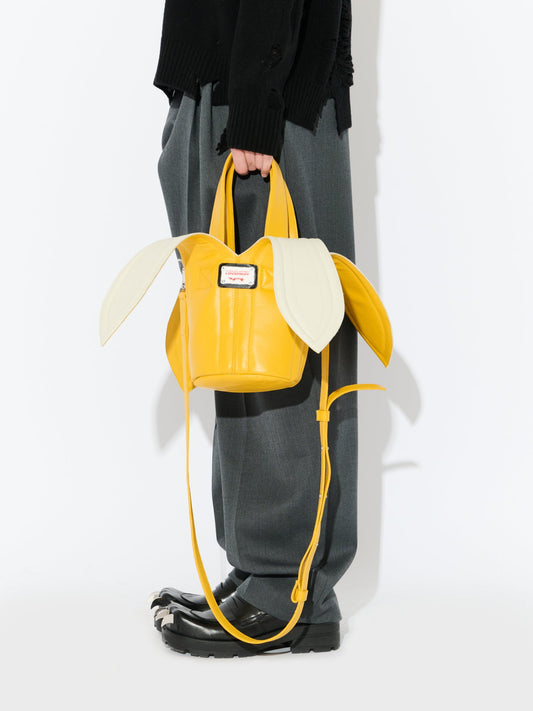 BANANA BUCKET BAG in YELLOW ECRU