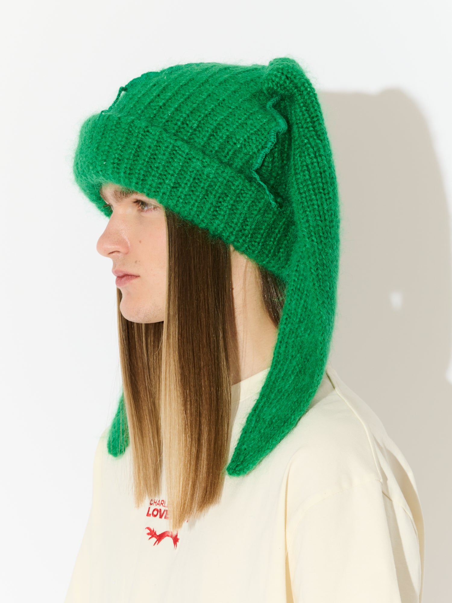 MOHAIR CHUNKY RABBIT BEANIE in GREEN – Charles Jeffrey Loverboy