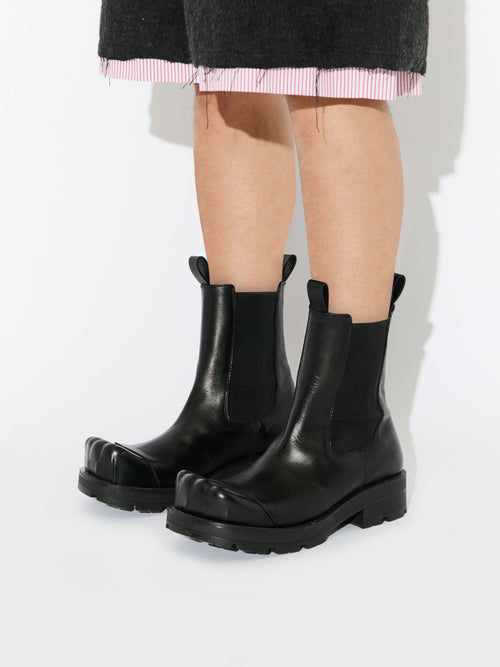 CHELSEA MOGGIES in BLACK