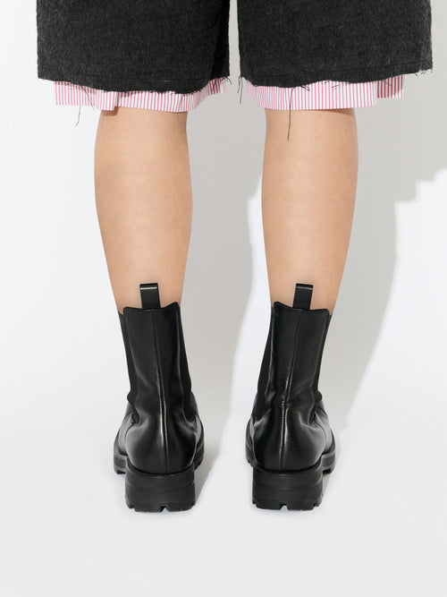 CHELSEA MOGGIES in BLACK