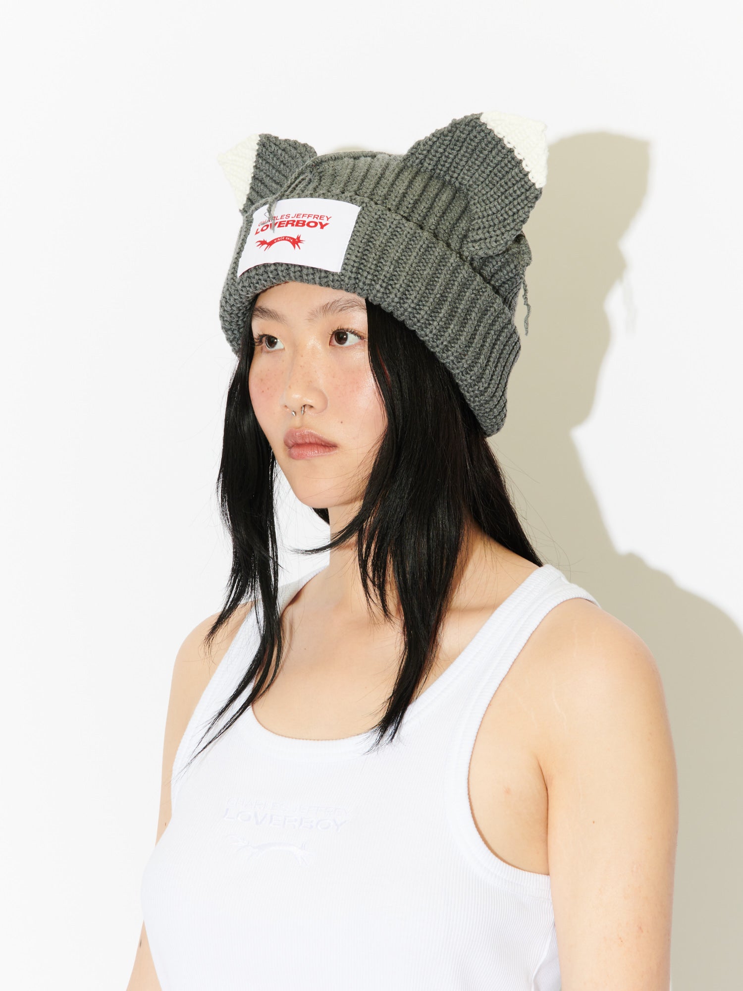 帽子 CHARLES JEFFREY LOVERBOY RACCOON BEANIE CHUNKY EARS BEANIE in RACCOON