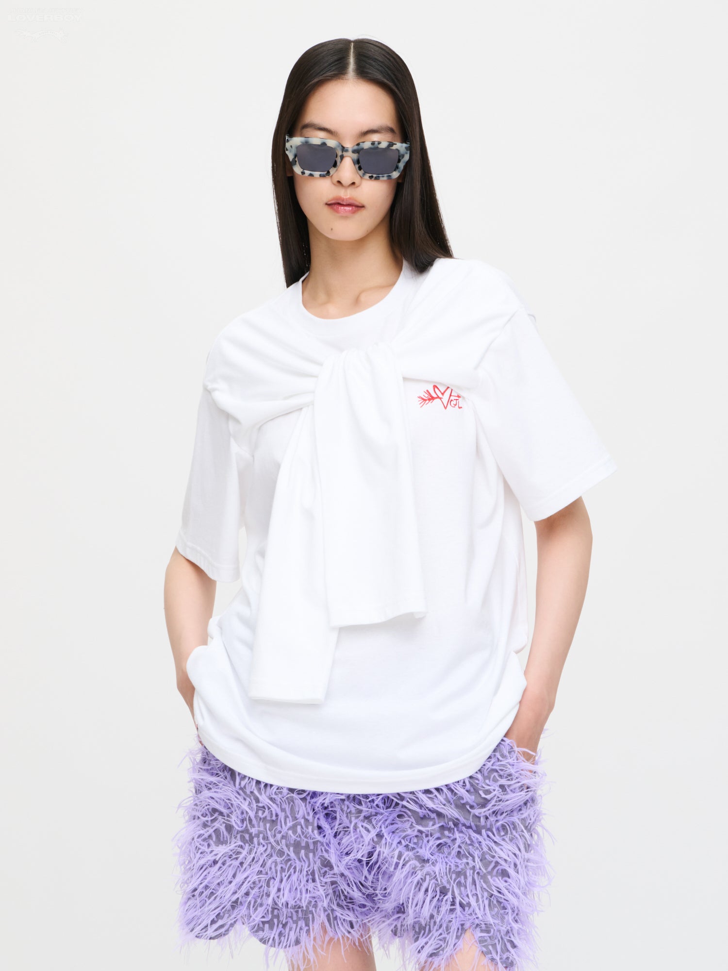 HOLD ME TEE in WHITE