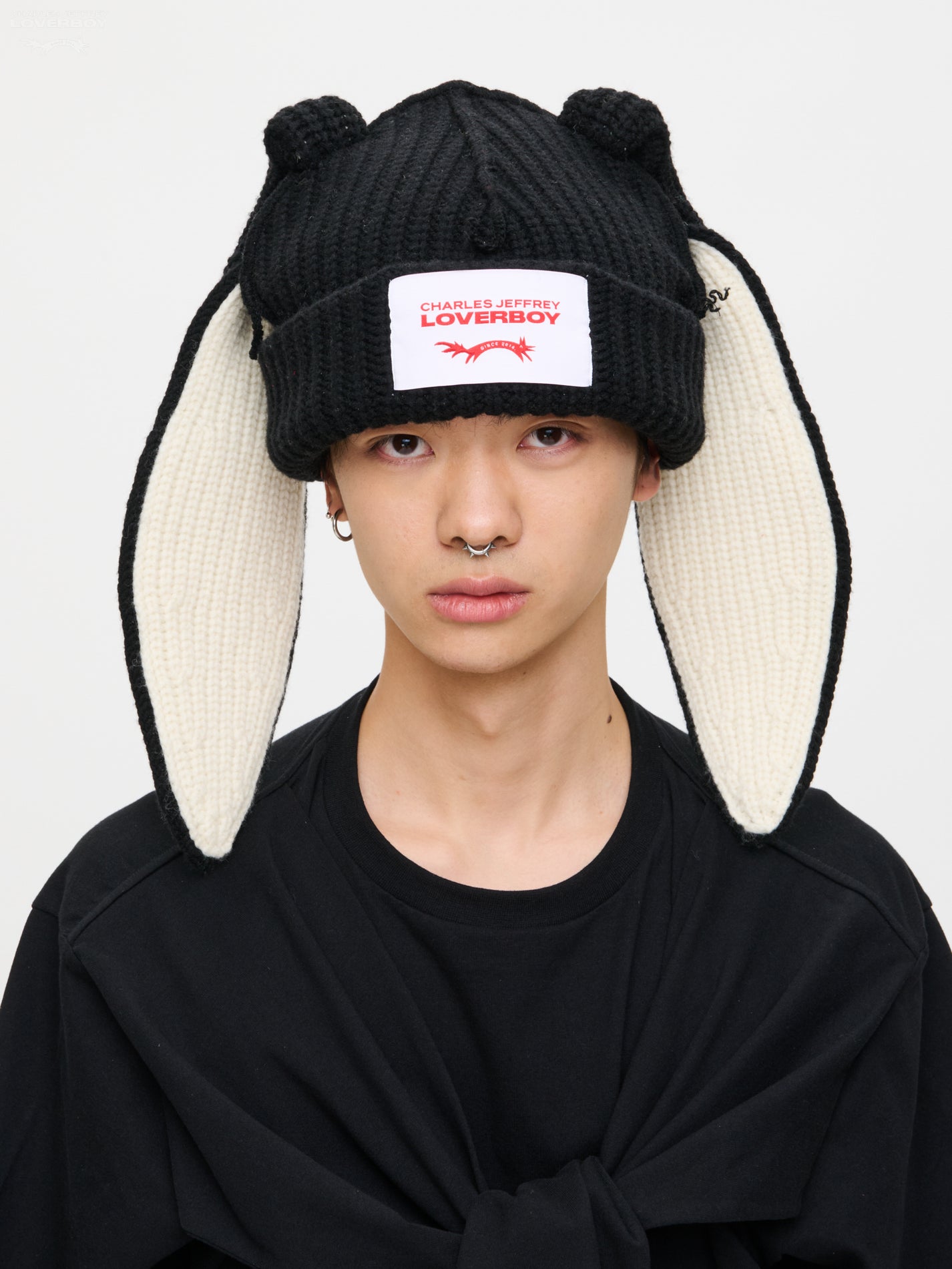CHUNKY RABBIT BEANIE in BLACK ECRU – Charles Jeffrey Loverboy