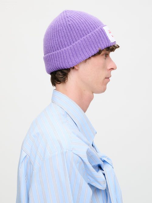 CHUNKY RIB BEANIE EXCLUSIVE in PURPLE | Charles Jeffrey Loverboy
