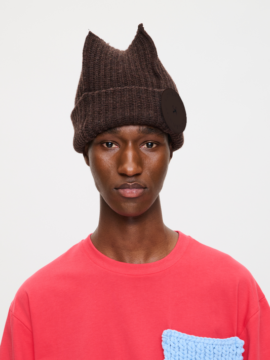 BOX BEANIE in BROWN