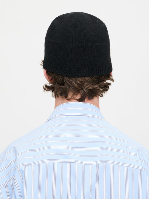 CREST RIB BEANIE in BLACK
