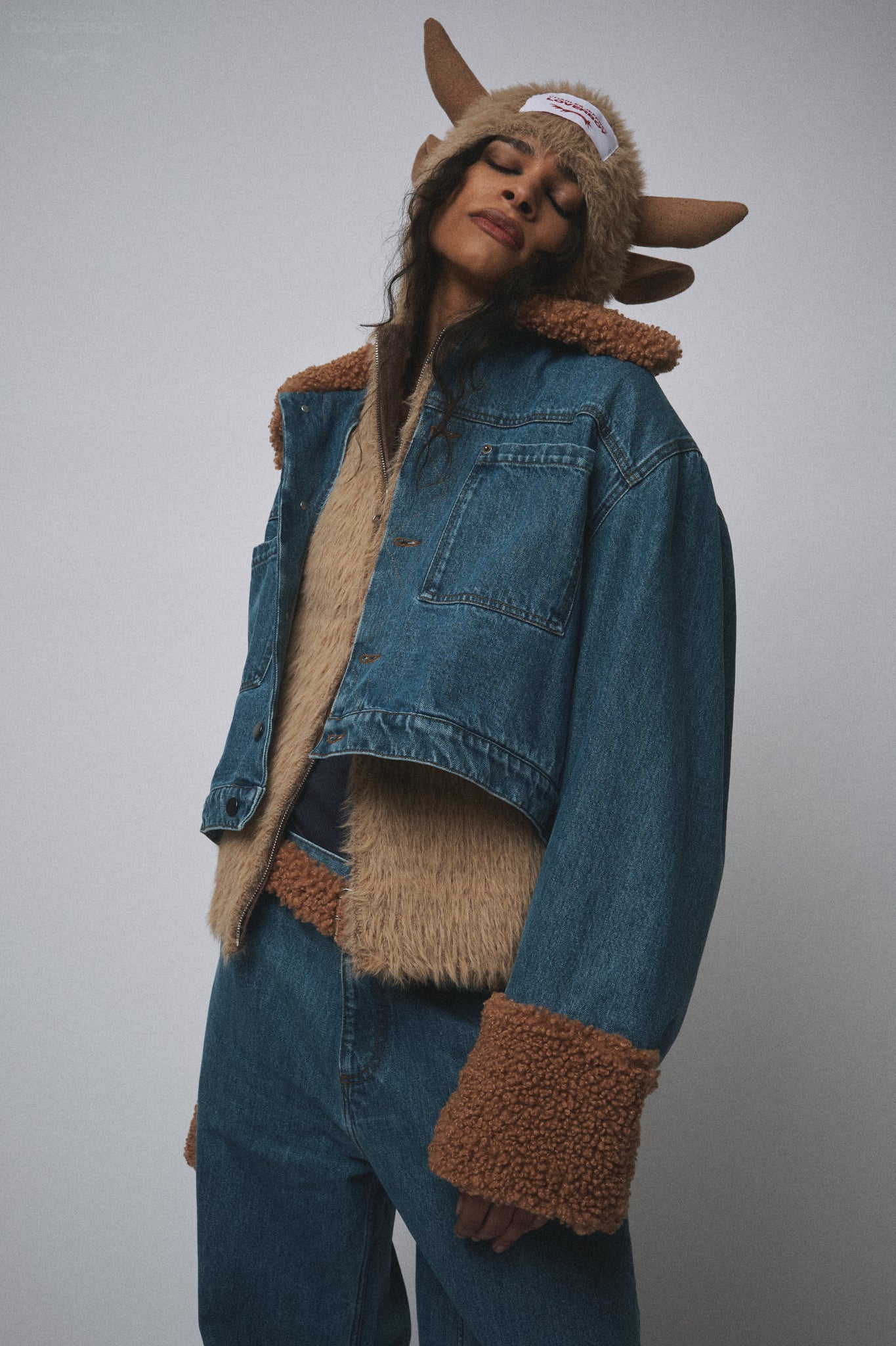 TEDDY CROPPED DENIM JACKET in LIGHT DENIM + BROWN