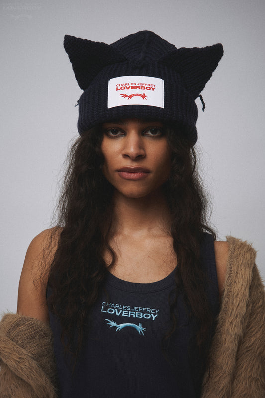 CHUNKY EARS BEANIE in NAVY