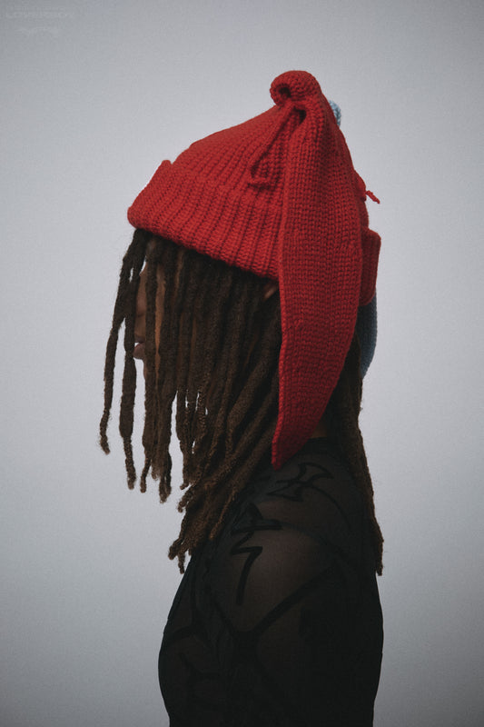 CHUNKY RABBIT BEANIE EXCLUSIVE in RED LIGHT BLUE