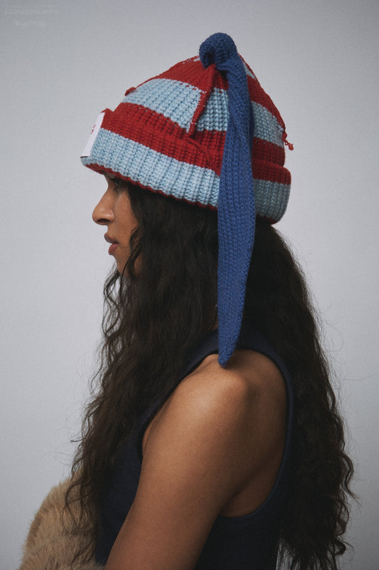 CHUNKY RABBIT BEANIE EXCLUSIVE in LIGHT BLUE RED BLUE