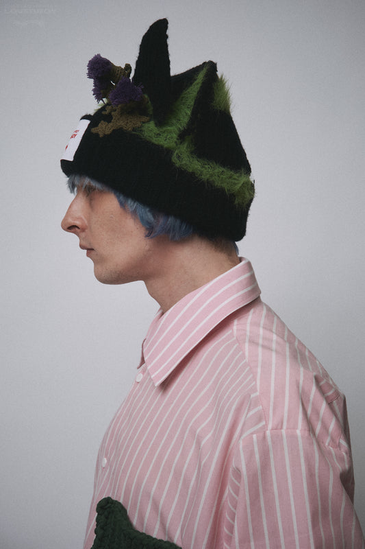 ARTISANAL BEANIE WITH THISTLES in BLACK GREEN PURPLE