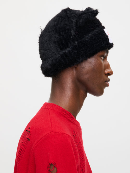 FLUFFY CHUNKY EARS BEANIE in BLACK