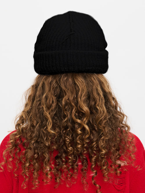 ALPACA CHUNKY EARS BEANIE EXCLUSIVE in BLACK