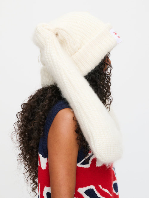 ARTISANAL SUPERSIZED RABBIT BEANIE in ECRU