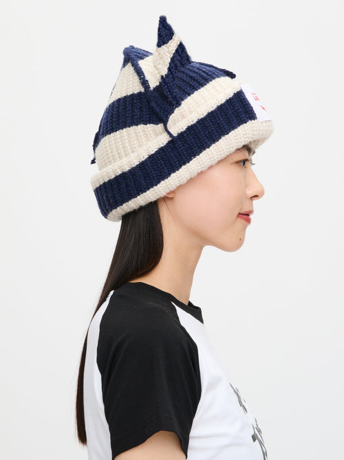 CHUNKY EARS BEANIE EXCLUSIVE in NAVY ECRU