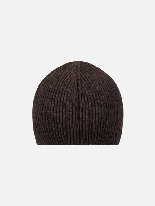 APPLIQUE RIB BEANIE in BROWN TRUMPET