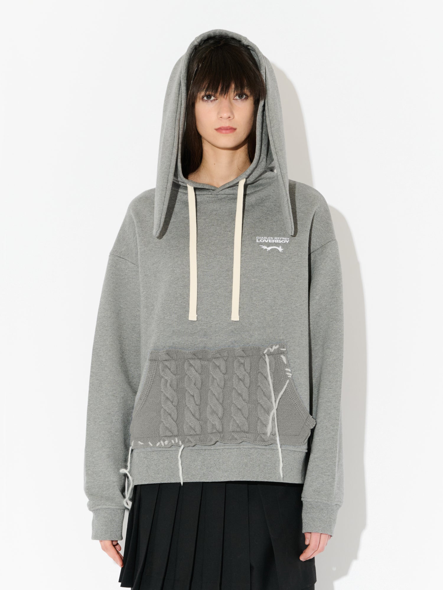PATCH RABBIT EARS HOODY in GREY WHITE