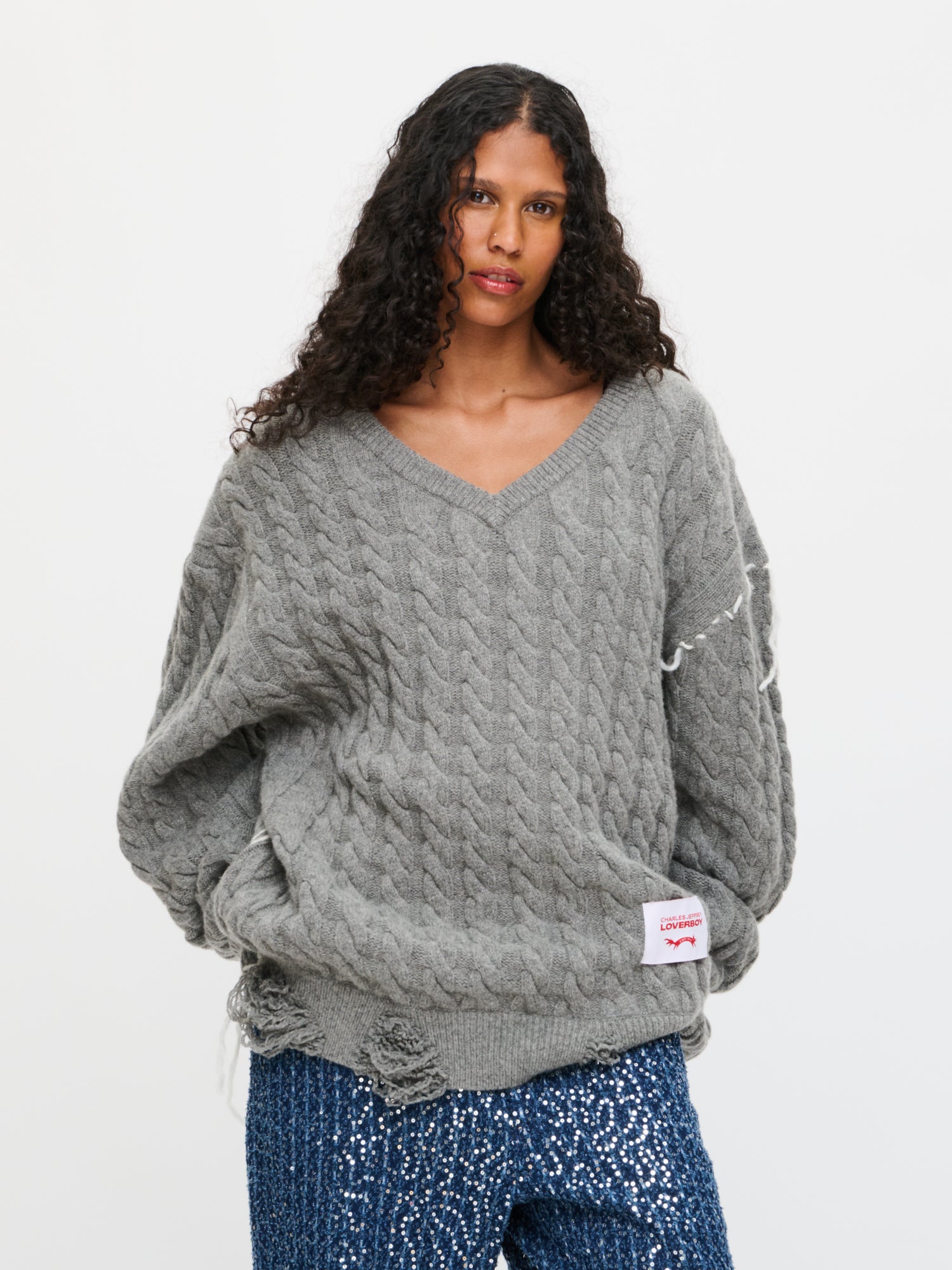 LABEL CABLE KNITTED JUMPER in GREY