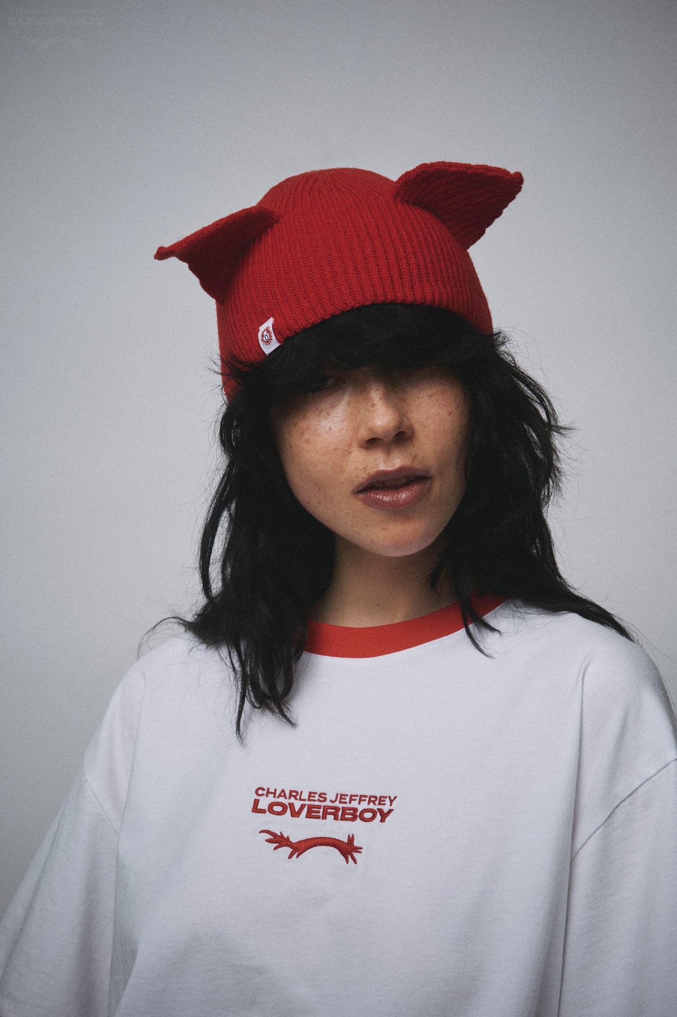 EARS RIB BEANIE in RED